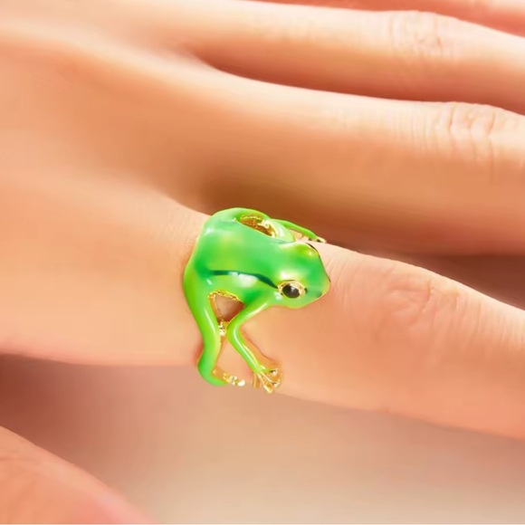 Blue Frog Gold Ring - Picture 11 of 11